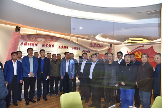 進(jìn)學(xué)堂 學(xué)黨章，守初心 擔(dān)使命——集團(tuán)黨總支開(kāi)展黨員開(kāi)放式組織生活19