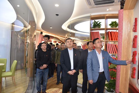 進(jìn)學(xué)堂 學(xué)黨章，守初心 擔(dān)使命——集團(tuán)黨總支開(kāi)展黨員開(kāi)放式組織生活19