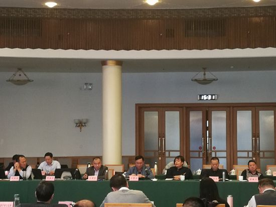 重山集團(tuán)參加山東省水泥行業(yè)高質(zhì)量座談會(huì)19