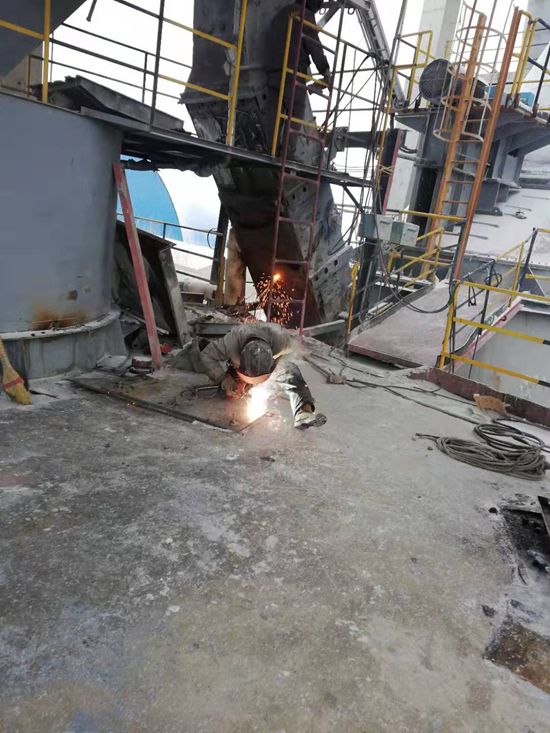 大修進(jìn)行時(shí)，這里有一群可愛的重山人.......（三）82