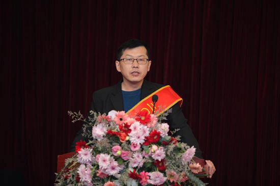 “致良知”引領企業(yè)發(fā)展新輝煌 集團隆重召開2020年工作會議11