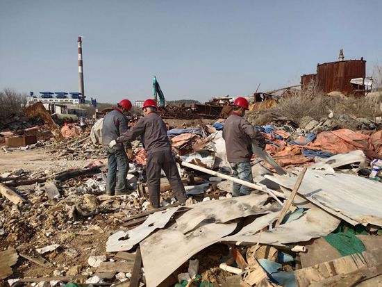 魯中水泥順利完成新項(xiàng)目現(xiàn)場(chǎng)清理工作77