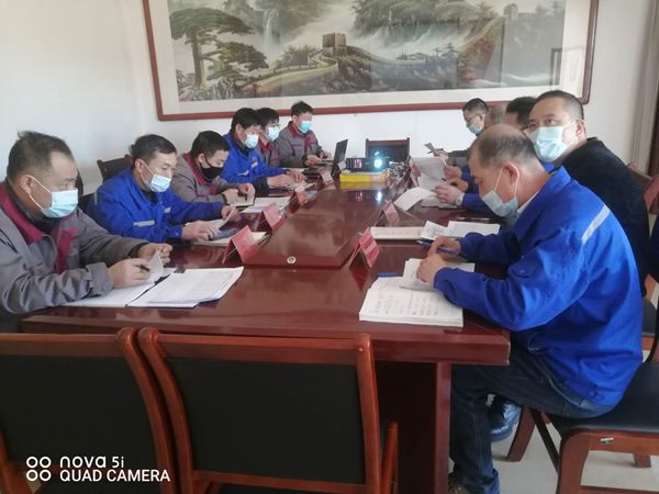 魯蒙公司召開經(jīng)濟(jì)指標(biāo)分析會24