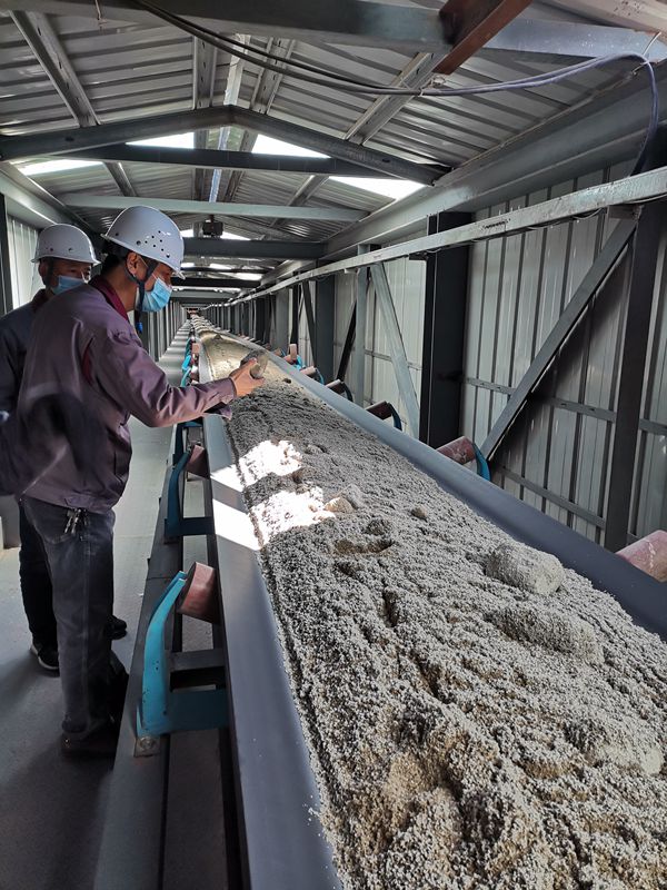 集團(tuán)組織現(xiàn)場(chǎng)管理對(duì)標(biāo)活動(dòng)57