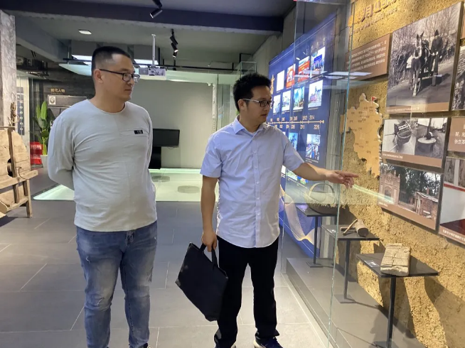 淄博育才中學(xué)到集團參觀交流16