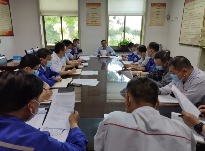 魯中水泥公司組織“致良知”思想集體學(xué)習(xí)66