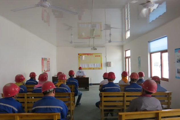 黃驊三陽公司組織開展火災(zāi)消防應(yīng)急演練3