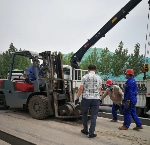 區(qū)計量所到公司校檢地磅22