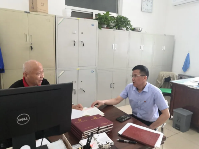 督查促提升 黨建促發(fā)展 ——集團(tuán)黨總支開(kāi)展6月份黨建工作督查70