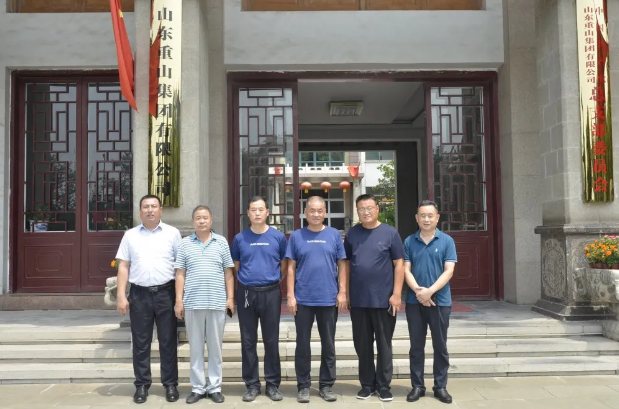 魯中水泥客戶到集團參觀考察62