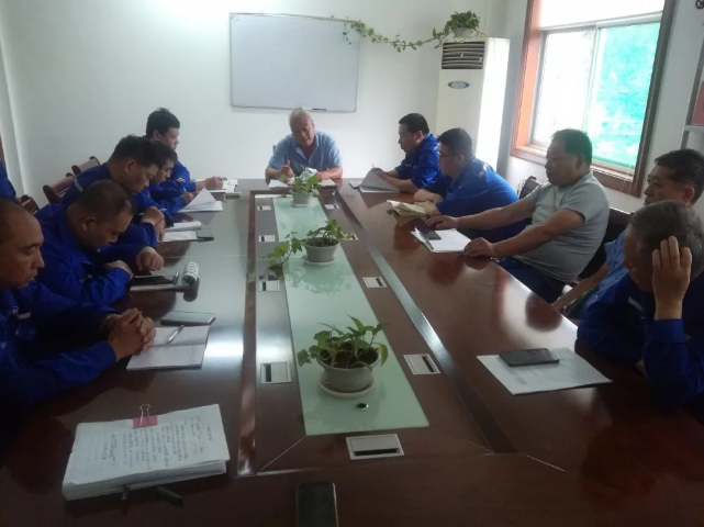 熱電廠召開月度工作會議9