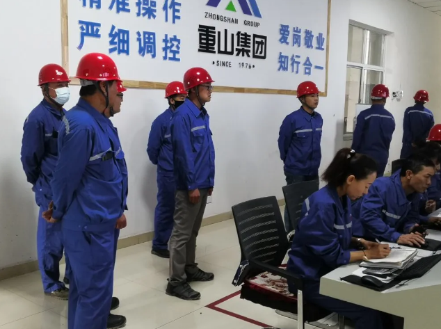 魯蒙水泥組織勞動(dòng)防護(hù)用品專項(xiàng)檢查10