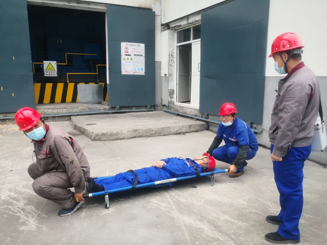 魯蒙水泥開展綜合應急演練16