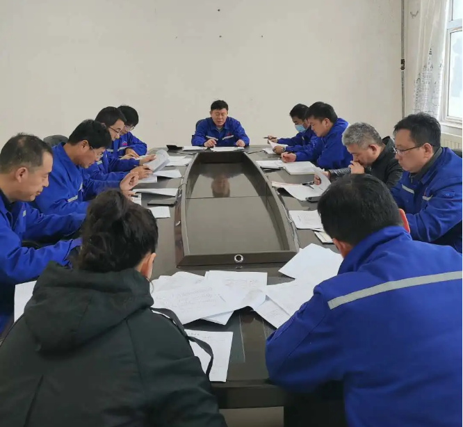 魯蒙水泥召開生產(chǎn)成本分析會(huì)議28