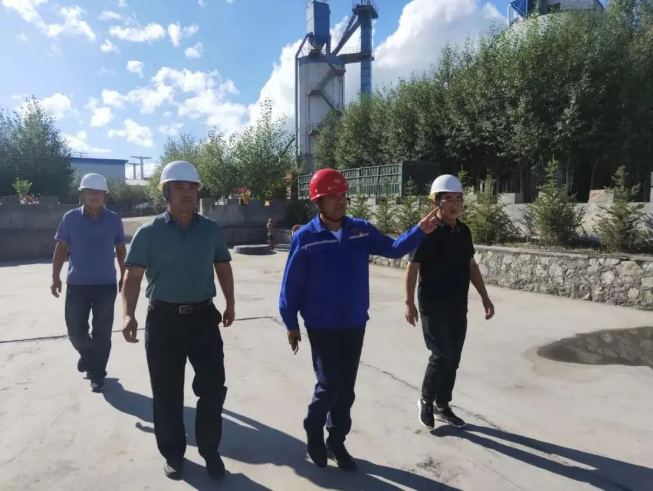 重山人·重山事︱有一種信仰叫“忠誠(chéng)” 有一種信念叫“責(zé)任”——記魯蒙水泥銷(xiāo)售部經(jīng)理崔亦濱28