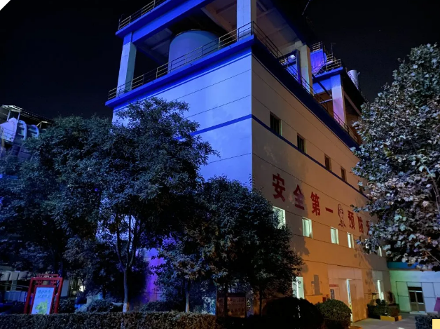 夜空中最亮的星——黑夜里的堅守者9