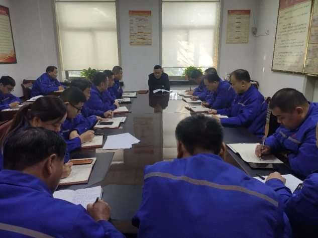 魯中水泥召開(kāi)部門(mén)聯(lián)席會(huì)議55