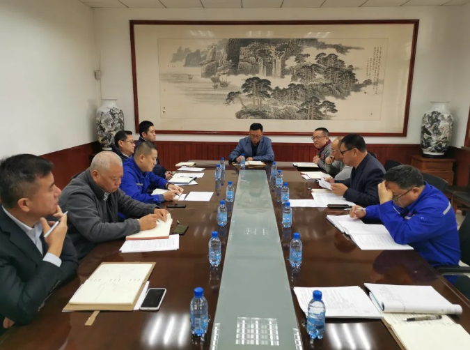 集團(tuán)召開月度工作會(huì)議65