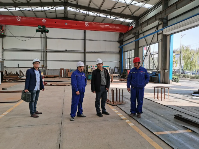 魯中水泥順利通過特種設(shè)備年檢82